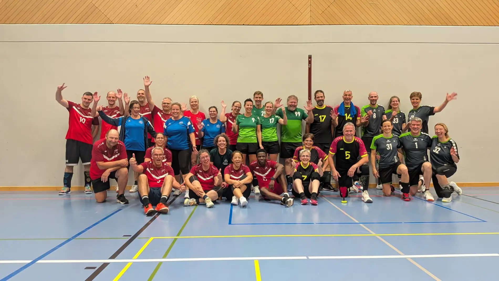 Indiaca-Trainingsturnier mit Gästen Indiaca-Trainingsturnier mit Gästen